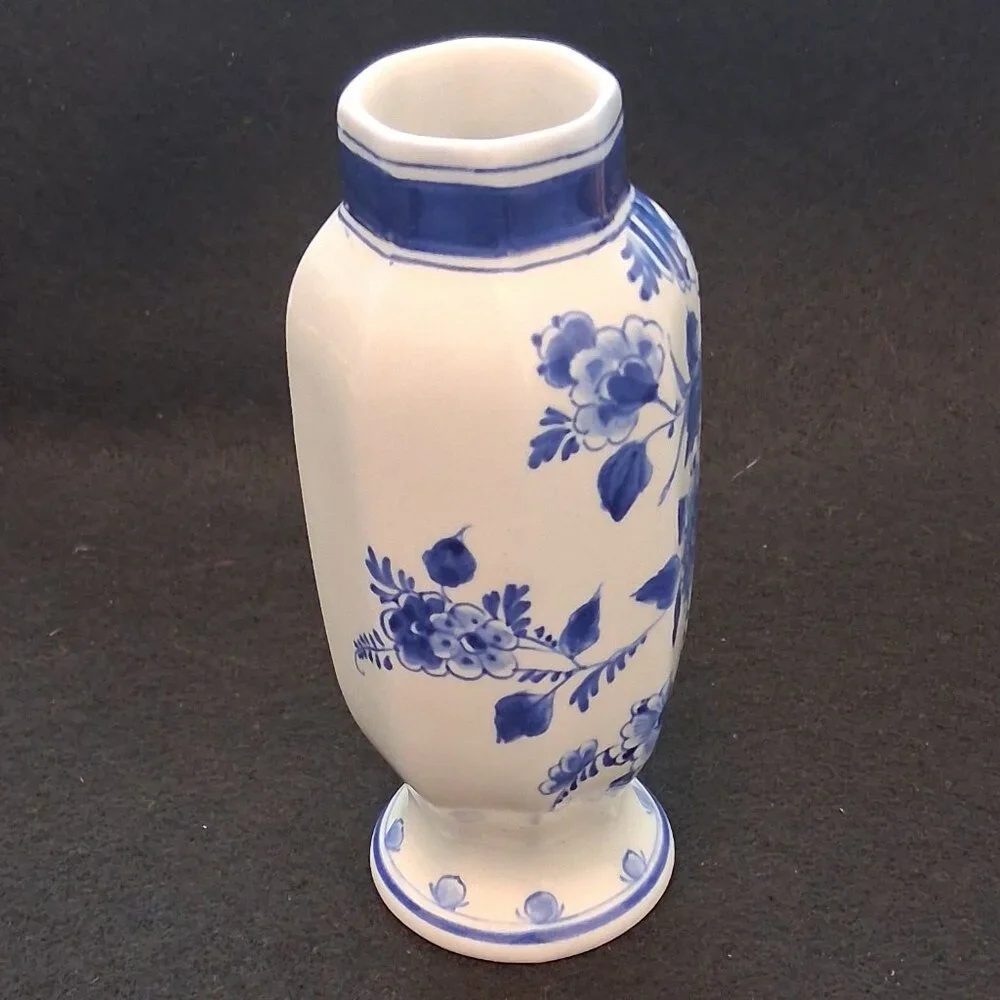 Royal 1969 Delft Hand Painted 5.5" Octagonal Vase De Porceleyne Fles MH van Oort - Picture 4 of 7